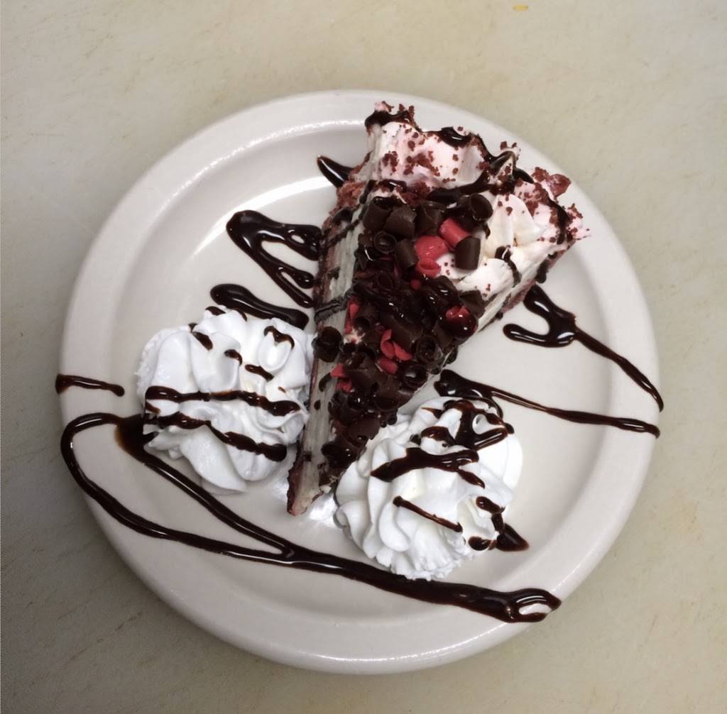 Thurmont Kountry Kitchen | restaurant | 17 Water St, Thurmont, MD 21788, USA | 3012714071 OR +1 301-271-4071