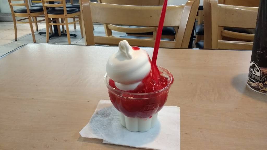 Dairy Queen | restaurant | 595 N Yarbrough Dr, El Paso, TX 79915, USA | 9155920722 OR +1 915-592-0722