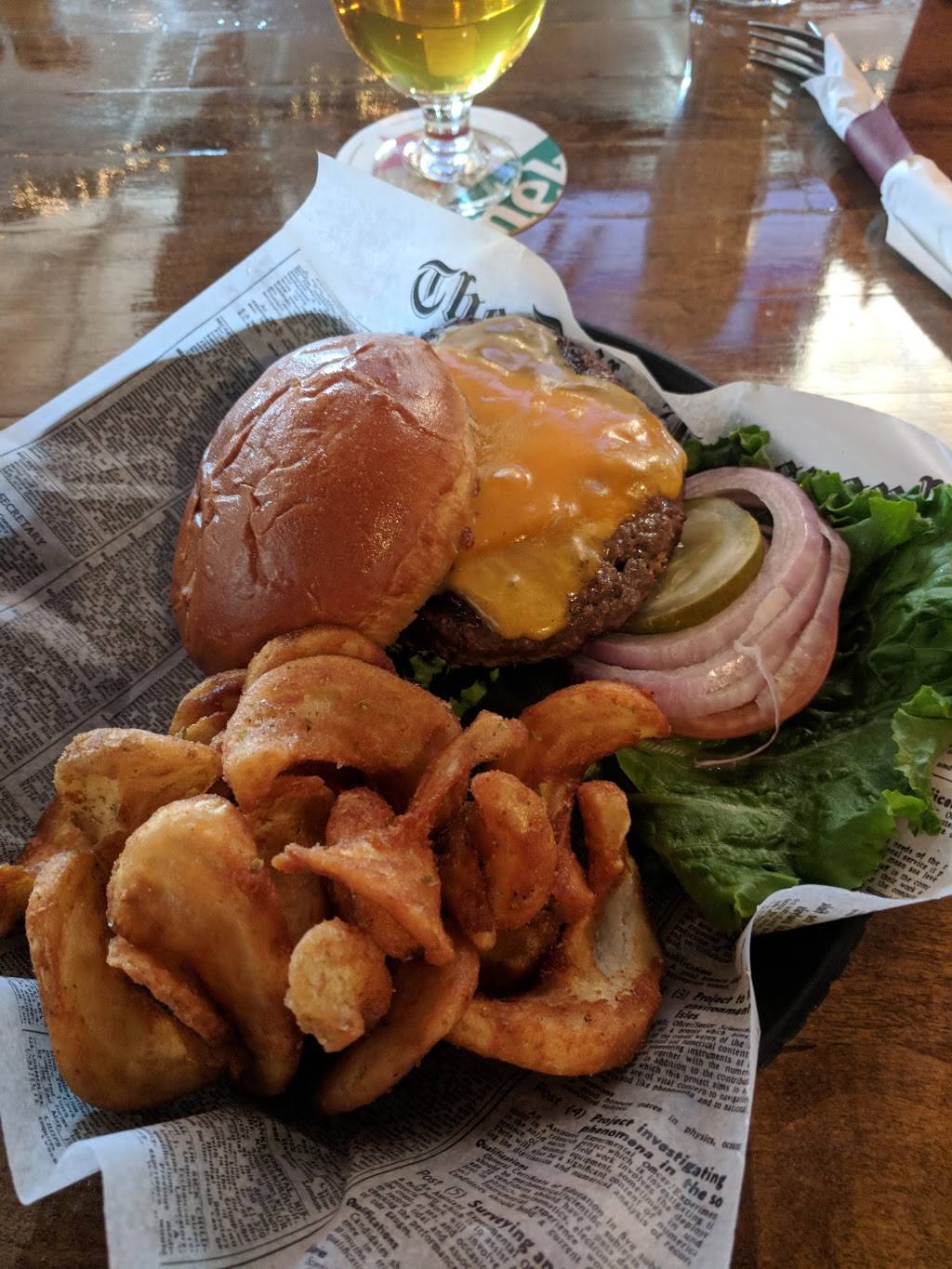 Mannys Ale House | restaurant | 683 St Charles Rd, Elmhurst, IL 60126, USA | 6306178700 OR +1 630-617-8700