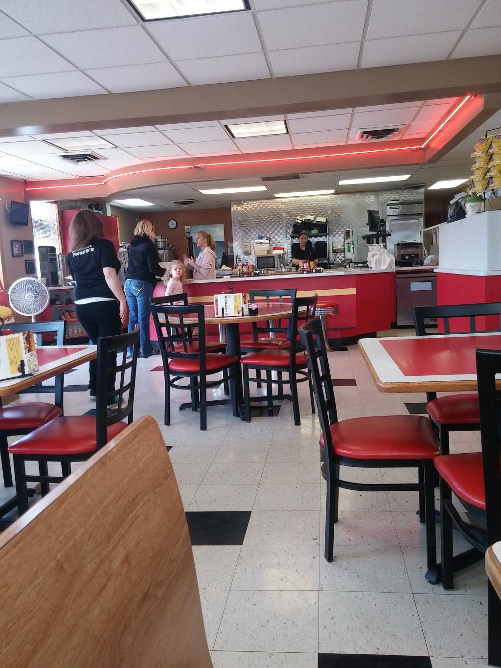 Gold Star Chili | restaurant | 1706 OH-125, Amelia, OH 45102, USA | 5137534471 OR +1 513-753-4471