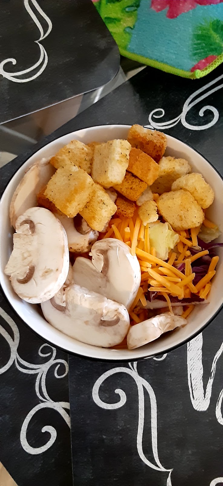 Nelly Nells | restaurant | Settlers Landing Rd, Hampton, VA 23669, USA | 7573445800 OR +1 757-344-5800