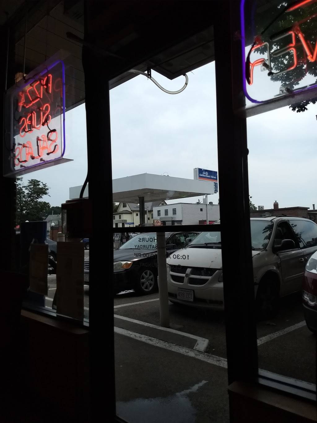 Winthrop House of Pizza | restaurant | 48 Revere St, Winthrop, MA 02152, USA | 6178466669 OR +1 617-846-6669