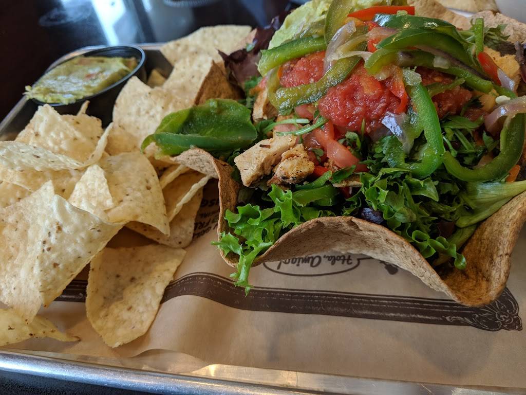 Mucho Burrito Fresh Mexican Grill | restaurant | 360 Bayfield St, Barrie, ON L4M 3C4, Canada | 7055036824 OR +1 705-503-6824