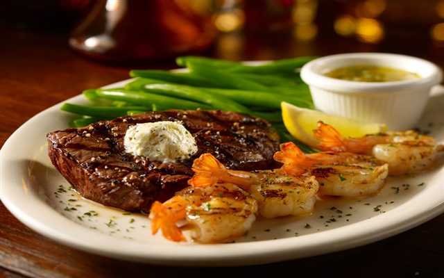 Brunos Italian Bistro | restaurant | 560 S Broadway, Denver, CO 80209, USA | 3037773474 OR +1 303-777-3474