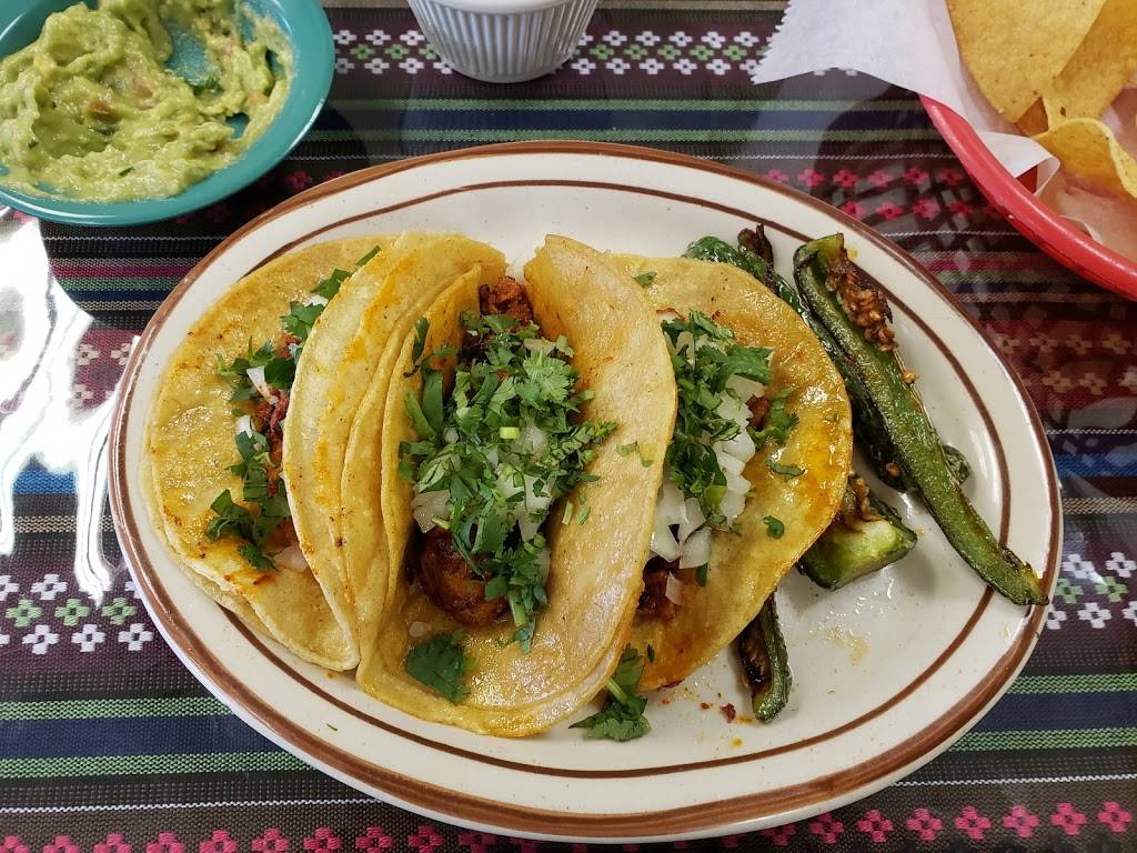 Gueros Mexican Food | restaurant | 13635 Northline Rd, Southgate, MI 48195, USA | 7342464858 OR +1 734-246-4858