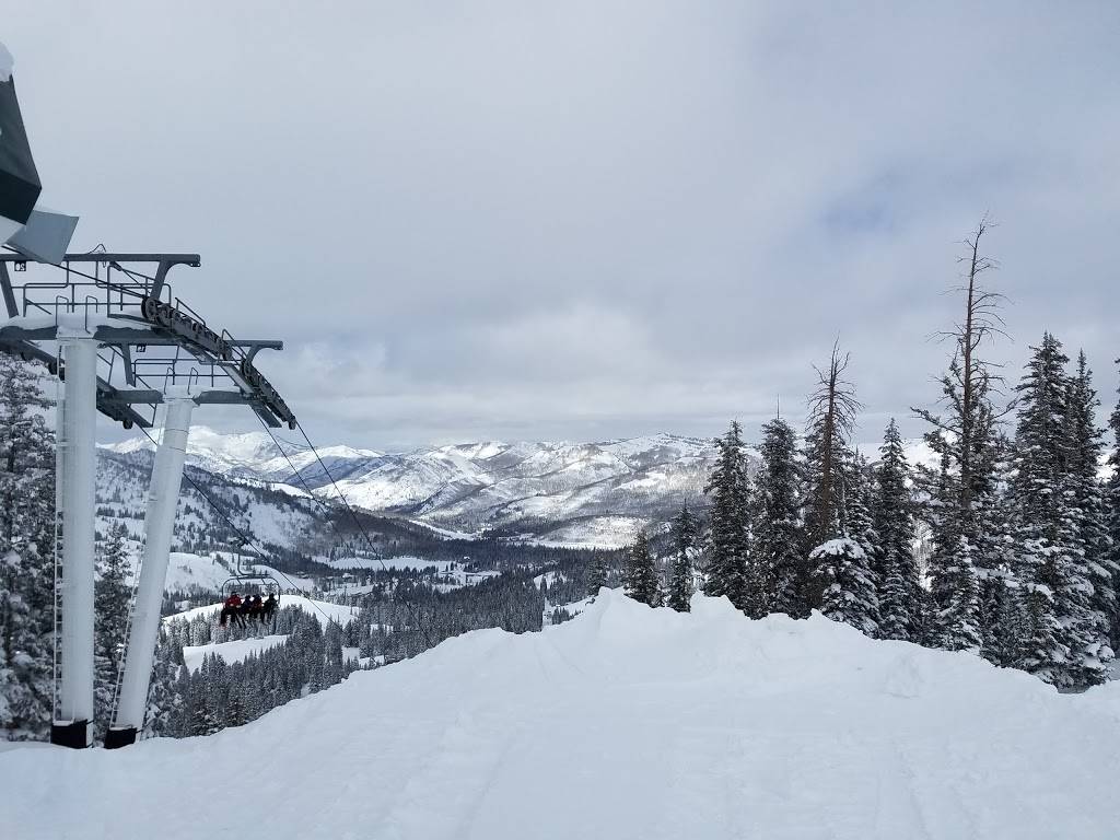 Alpine Rose at Brighton Resort | restaurant | 8302 S Brighton Loop Rd, Brighton, UT 84121, USA | 8015324731 OR +1 801-532-4731