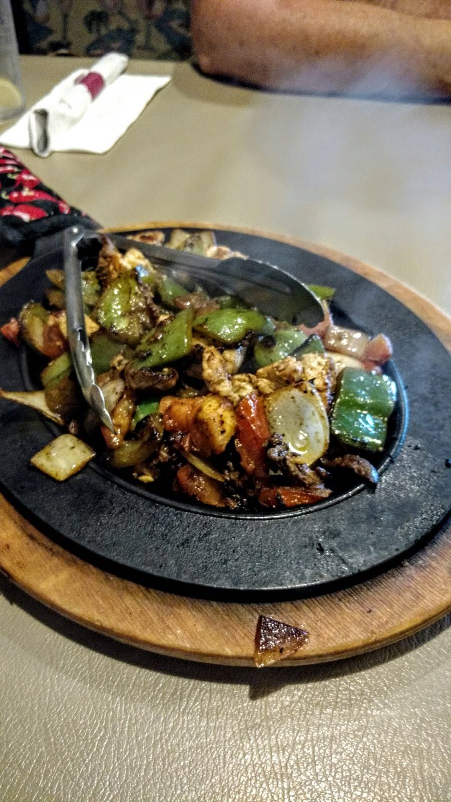 Puerto Nuevo Mexican & Seafood Restaurant | restaurant | 201 Scenic Plaza Dr, West Union, SC 29696, USA | 8646380096 OR +1 864-638-0096