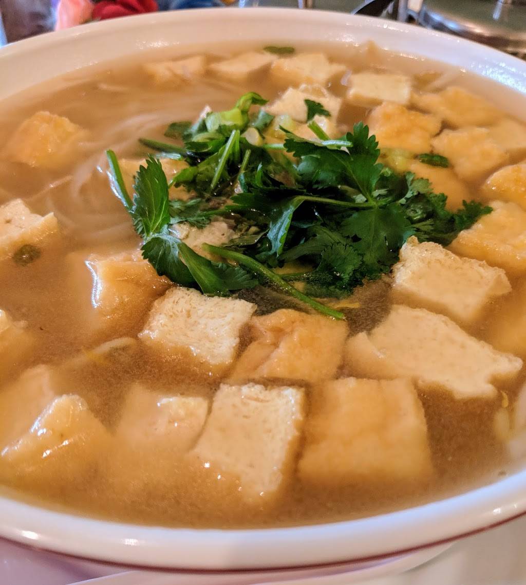 Subdragon 111 Thai Restaurant | restaurant | 74 W Lake St, Addison, IL 60101, USA | 3312252632 OR +1 331-225-2632