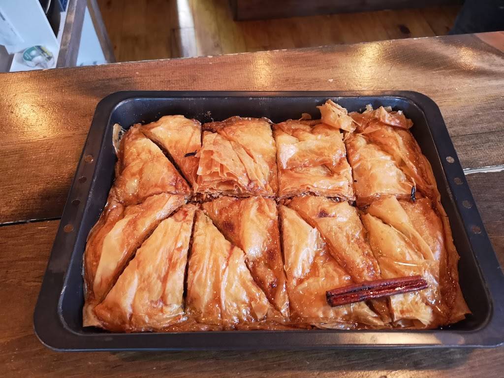 La Cuisine Meraki | restaurant | 275 Rue Paradis, Repentigny, QC J6A 8H2, Canada | 5796351235 OR +1 579-635-1235