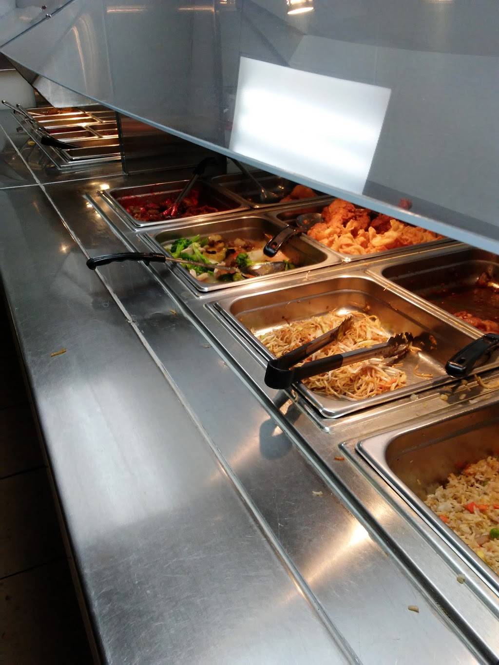 Changs Chinese Buffet | restaurant | 9140 N 43rd Ave, Glendale, AZ 85302, USA | 6239306888 OR +1 623-930-6888