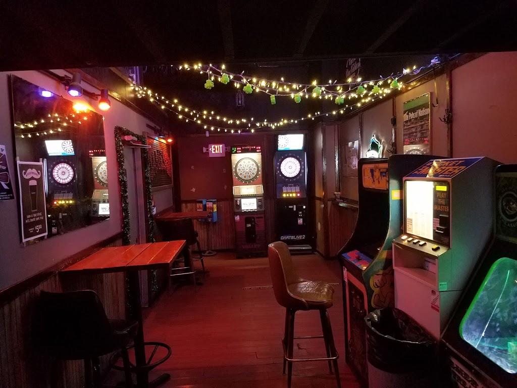 Shamrock Bar & Grille | night club | 117 W Main St, Madison, WI 53703, USA | 6082598480 OR +1 608-259-8480