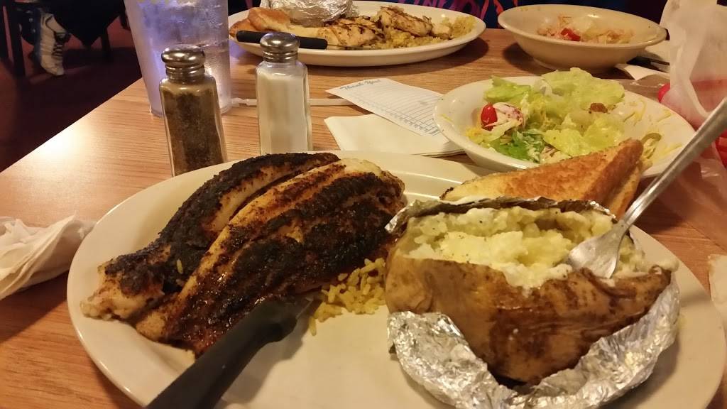 Catfish Galley | restaurant | 2002 N Highland Ave, Jackson, TN 38305, USA | 7316687555 OR +1 731-668-7555