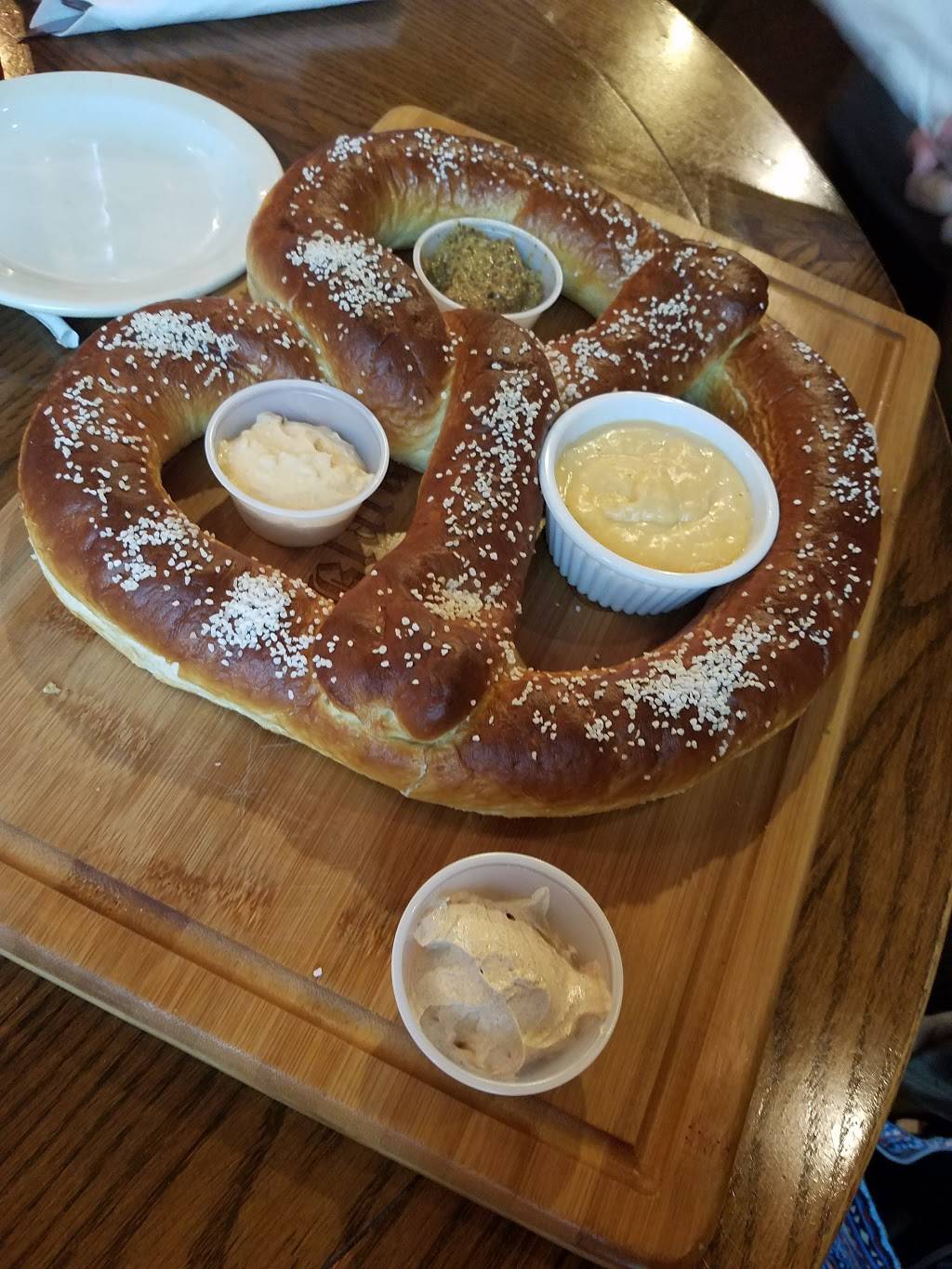 Black Forest Café | restaurant | 3624 Seaman Rd, Oregon, OH 43616, USA | 4195930092 OR +1 419-593-0092