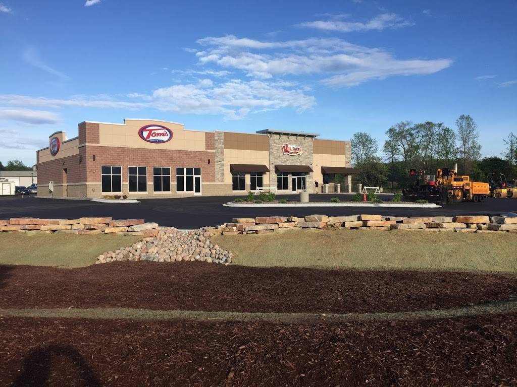 Holidays Pub & Grill | restaurant | 5533 Superior Ave, Sheboygan, WI 53083, USA | 9204598040 OR +1 920-459-8040