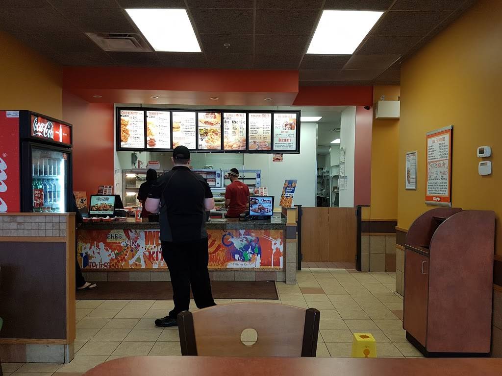 Popeyes Louisana Kitchen | restaurant | 484 Holland St W, Bradford, ON L3Z 0A2, Canada | 9057753028 OR +1 905-775-3028
