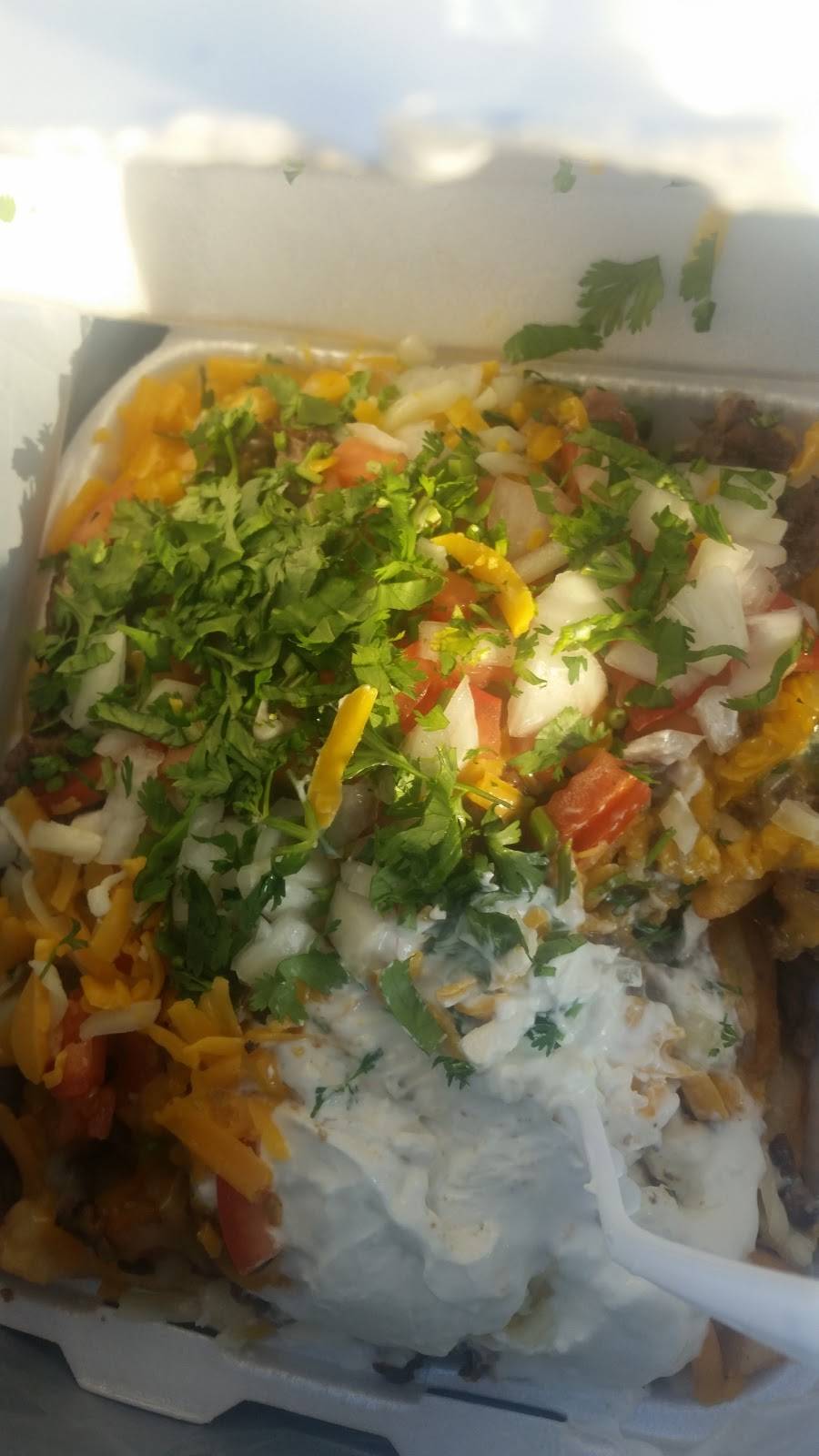 Tams Burgers | restaurant | 4419 Normandie Ave #20, Los Angeles, CA 90037, USA | 3232909821 OR +1 323-290-9821