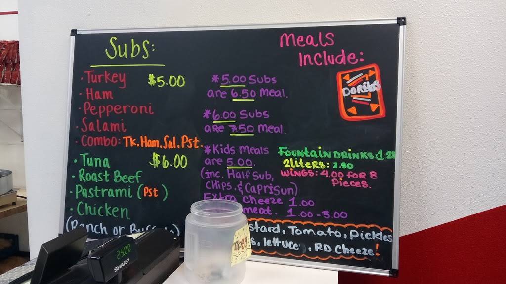 Romeos Pizza & Sandwiches | restaurant | 428 W Shaw Ave, Clovis, CA 93612, USA | 5593234505 OR +1 559-323-4505