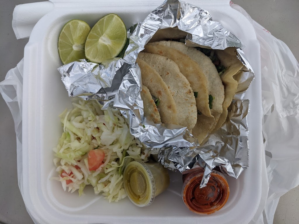 Estilo Casero | restaurant | 14200 E Colonial Dr, Orlando, FL 32826, USA | 3219452000 OR +1 321-945-2000