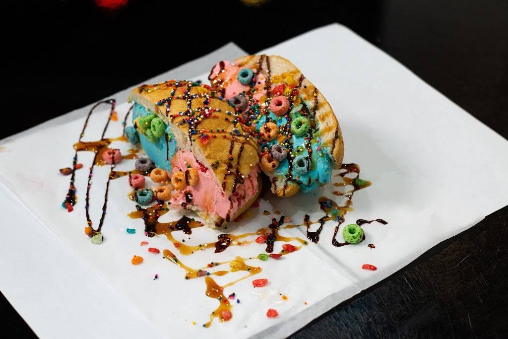 Lets Roll Ice Cream | restaurant | 8150 N MacArthur Blvd Suite #168, Irving, TX 75063, USA | 4694583244 OR +1 469-458-3244