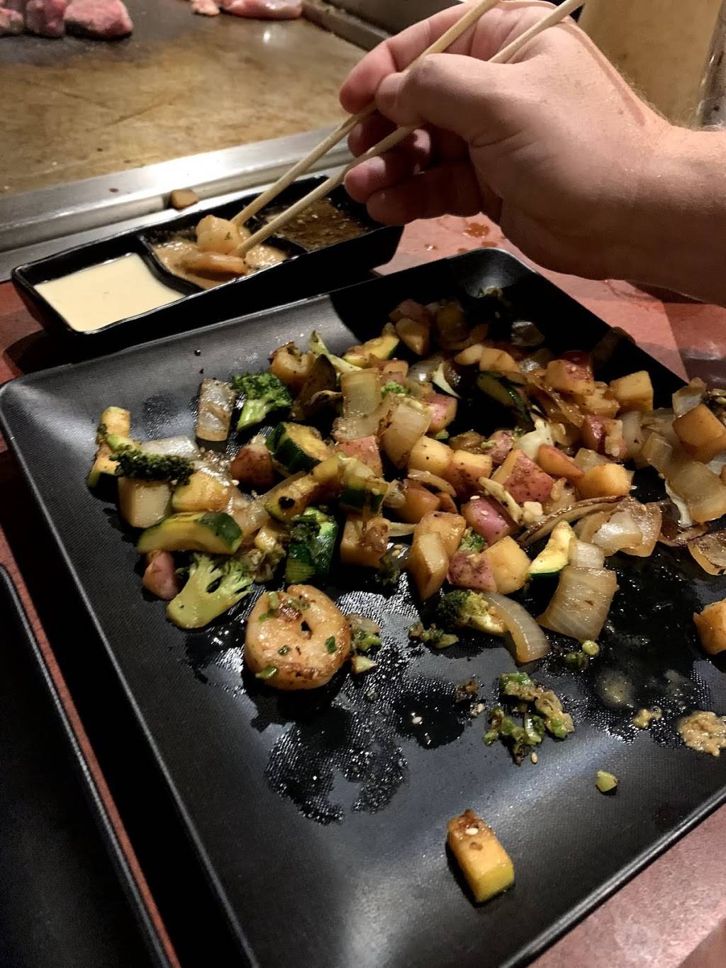 Genji Japanese Steakhouse | restaurant | 14505 W Center Rd, Omaha, NE 68144, USA | 4023338338 OR +1 402-333-8338