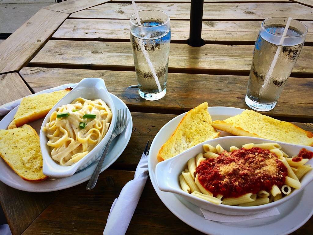 South Side Louies | restaurant | 201 Main St, Port Dover, ON N0A 1N0, Canada | 5195830920 OR +1 519-583-0920