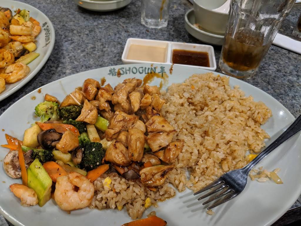 Shogun | restaurant | 3700 S 9th St # F, Lincoln, NE 68502, USA | 4024217100 OR +1 402-421-7100