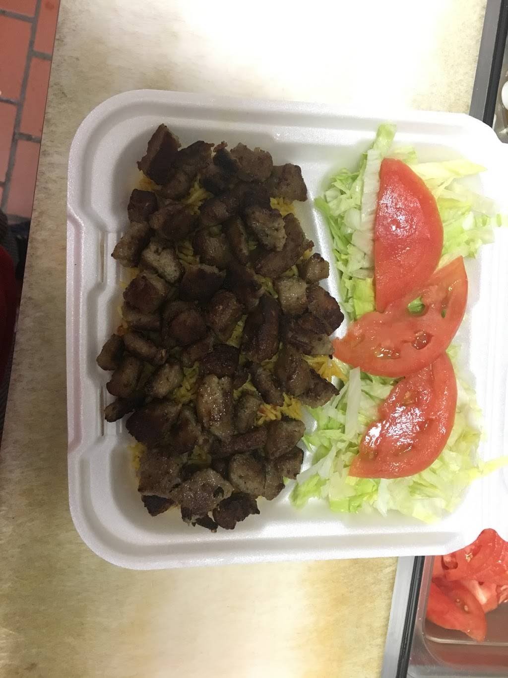 Crown Fried Chicken | restaurant | 2558 Airline Blvd, Portsmouth, VA 23701, USA | 7573370995 OR +1 757-337-0995