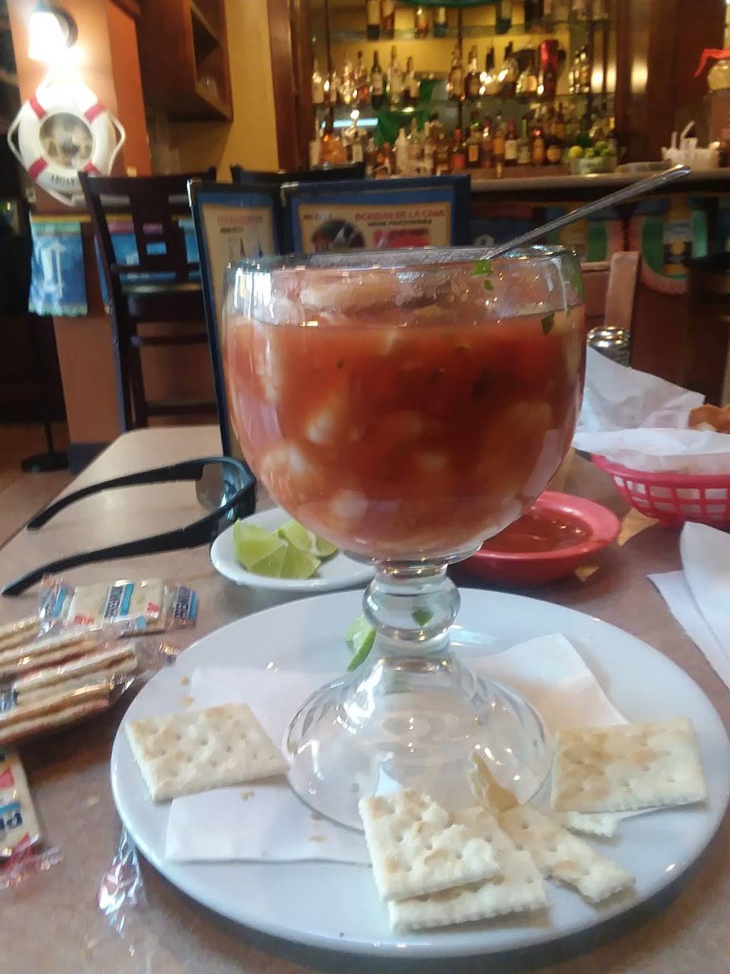 7 Mares | restaurant | 2809 Middlefield Rd, Redwood City, CA 94063, USA | 6503686444 OR +1 650-368-6444