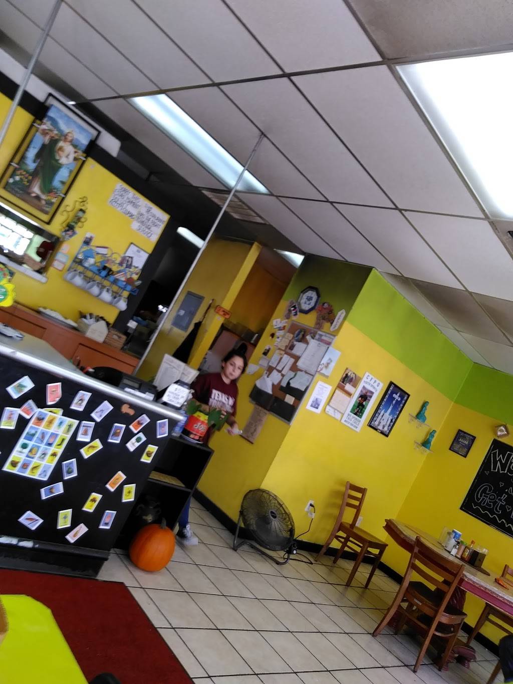 Millys Mexican Restaurant | restaurant | 1836B Spur St, New Braunfels, TX 78130, USA | 2108108978 OR +1 210-810-8978