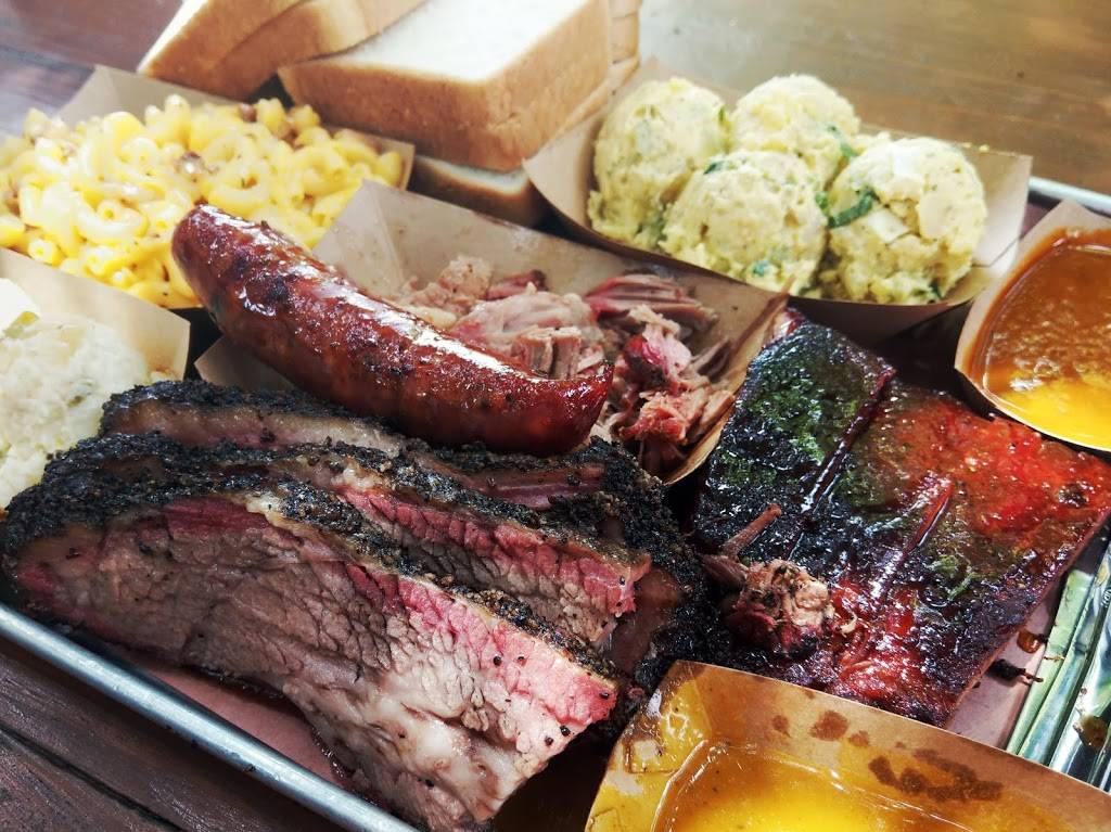 Pinkertons Barbecue | restaurant | 1504 Airline Dr, Houston, TX 77009, USA | 7138022000 OR +1 713-802-2000