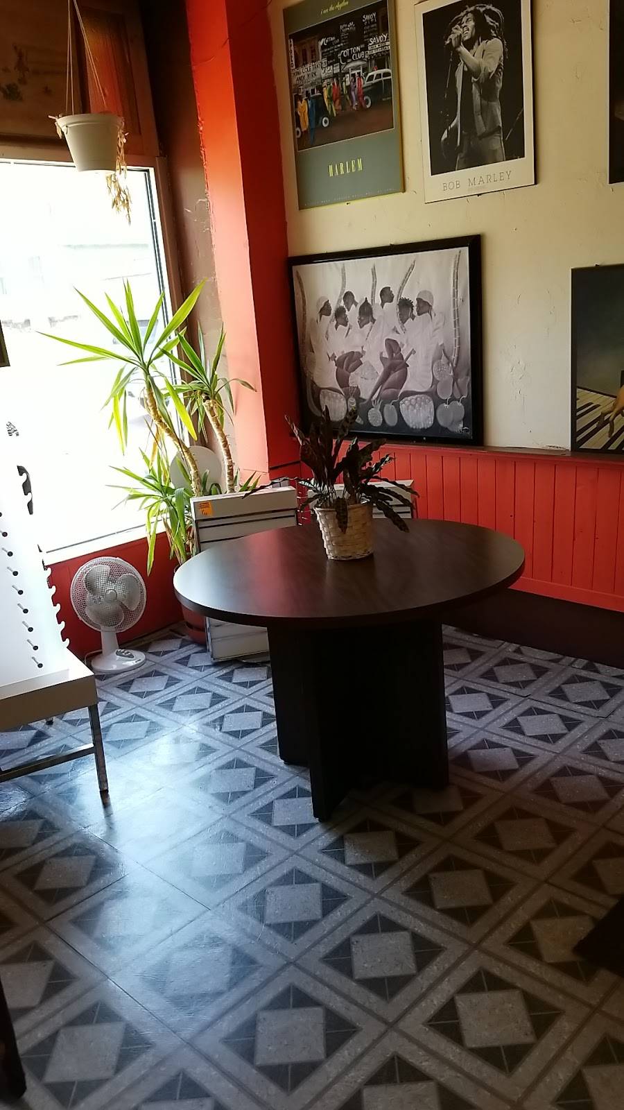 Island Mix | restaurant | 883 Jefferson Ave, Buffalo, NY 14204, USA | 7163809115 OR +1 716-380-9115