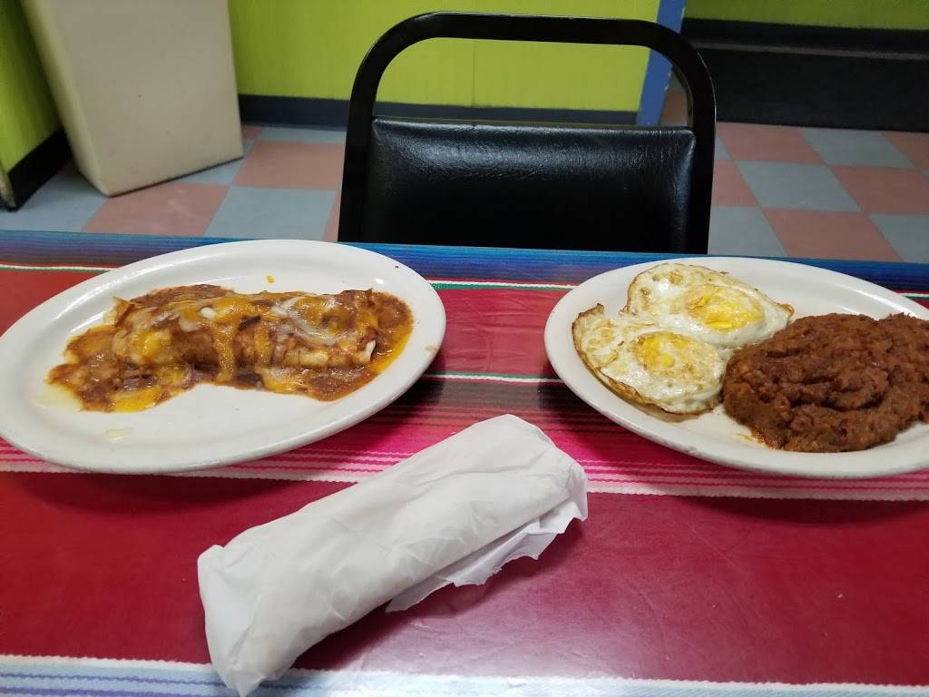 El Rancho Grande | restaurant | 2403 N Michigan Ave, Saginaw, MI 48602, USA | 9897538859 OR +1 989-753-8859