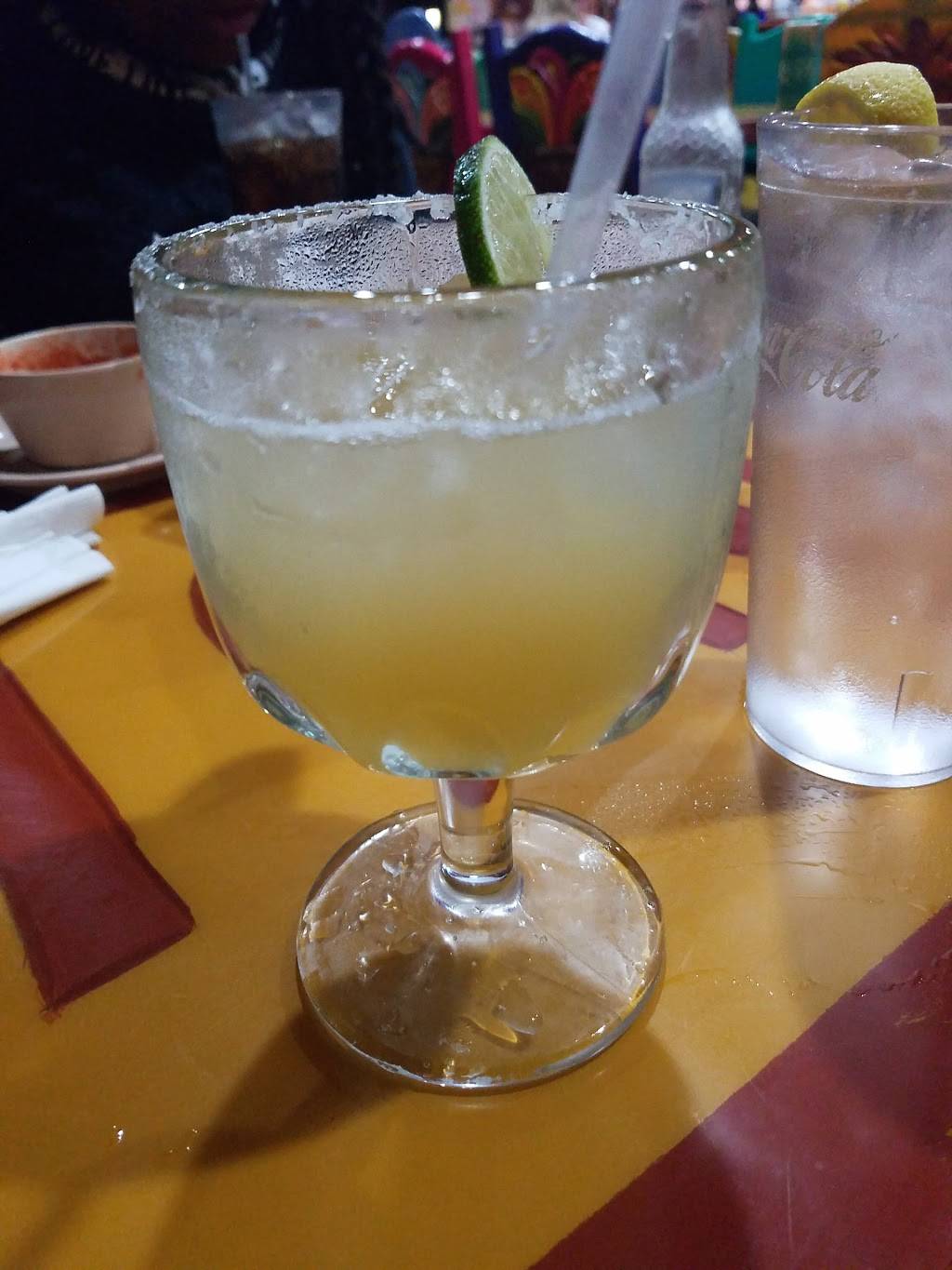 La Hacienda | restaurant | 5693 Interstate 49 South Service Rd, Opelousas, LA 70570, USA | 3379422262 OR +1 337-942-2262