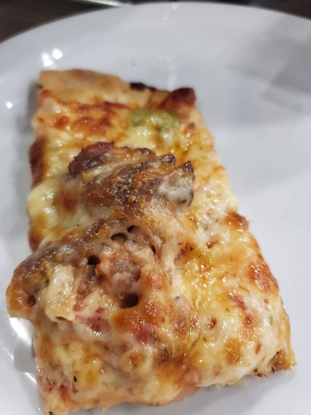 Buddyz | restaurant | 3268 Forum Blvd, Fort Myers, FL 33905, USA | 2392757777 OR +1 239-275-7777