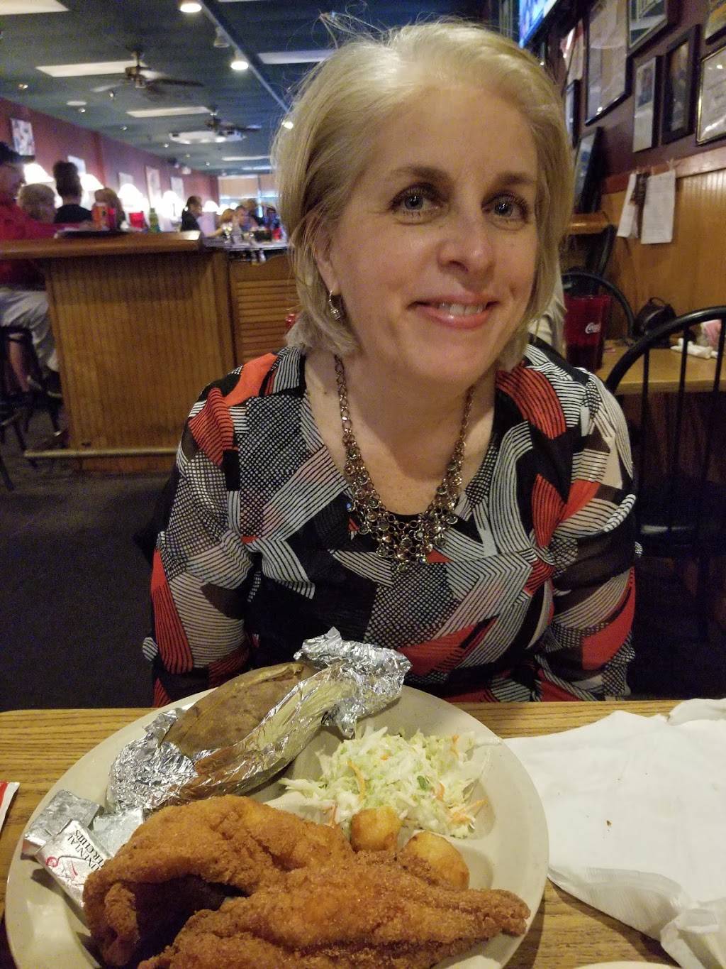 Daltons Grill | restaurant | 7061 US-70S, Nashville, TN 37221, USA | 6156624777 OR +1 615-662-4777