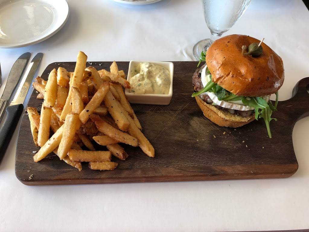 Portovino | restaurant | 8940 Boulevard Leduc #30, Brossard, QC J4Y 0G4, Canada | 4504458716 OR +1 450-445-8716