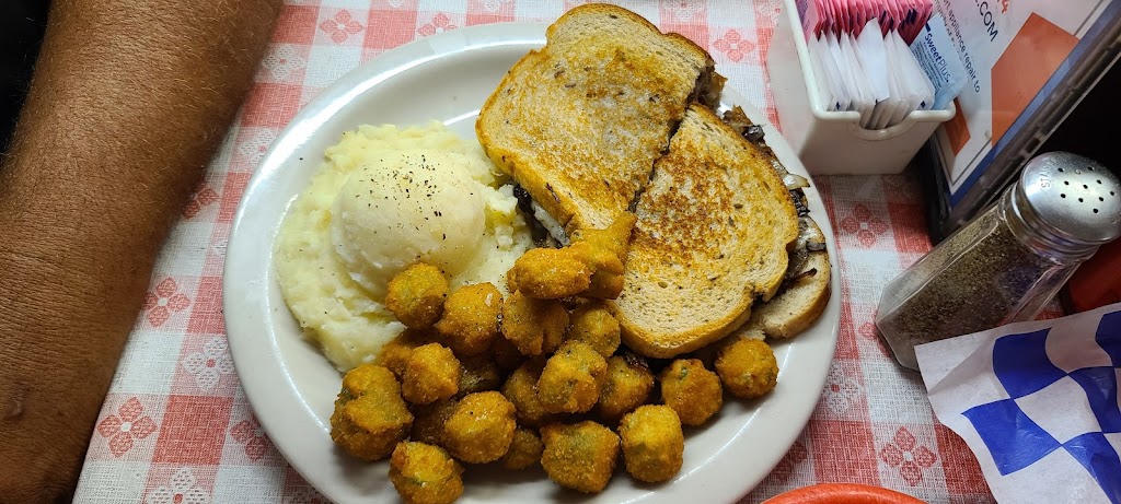 Ropers Country Store & Cafe | restaurant | 37014 Farm to Market 1093, Simonton, TX 77476, USA | 2815330585 OR +1 281-533-0585