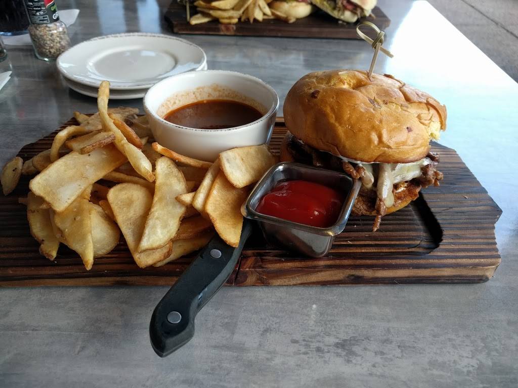 Union Grill and Tap | restaurant | 1686 N Higley Rd Suite #101, Gilbert, AZ 85234, USA | 4809355800 OR +1 480-935-5800