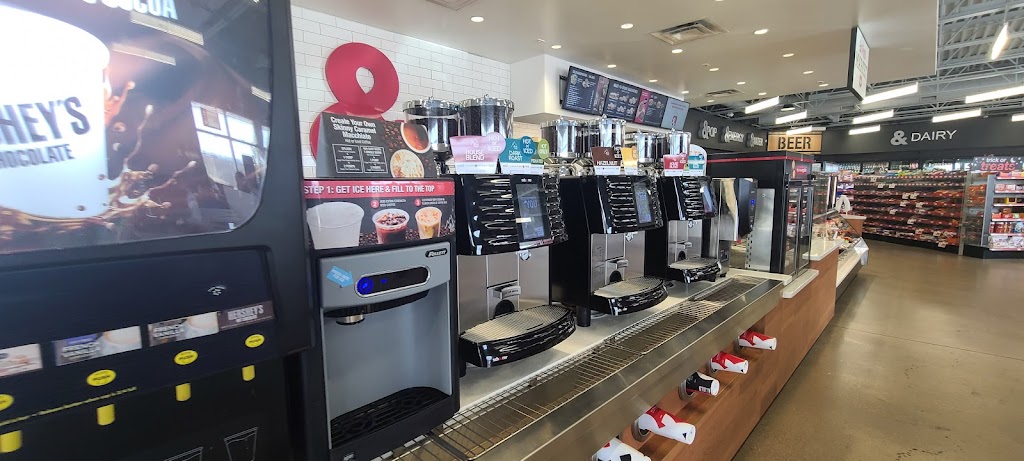 Kum & Go | meal takeaway | 450 S Santa Fe Dr, Denver, CO 80223, USA | 7207122066 OR +1 720-712-2066