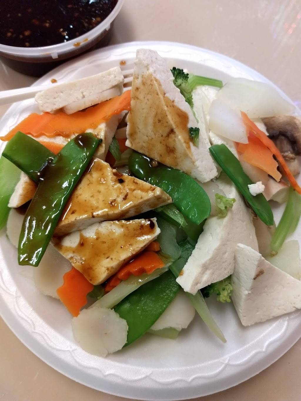 Great Wok | restaurant | 8304 S Jog Rd, Boynton Beach, FL 33472, USA | 5617378568 OR +1 561-737-8568