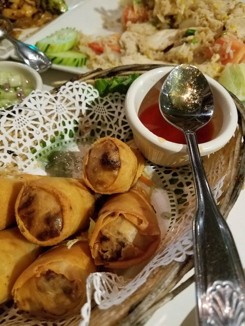 Lum Ka Naad | restaurant | 17644 Ventura Blvd, Encino, CA 91316, USA | 8186162338 OR +1 818-616-2338