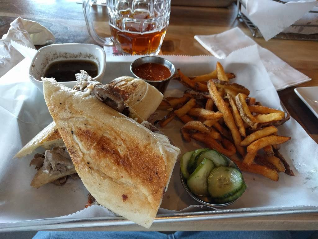 Off Square Brewing | restaurant | 11000 Delaware Pkwy, Crown Point, IN 46307, USA | 2193108898 OR +1 219-310-8898