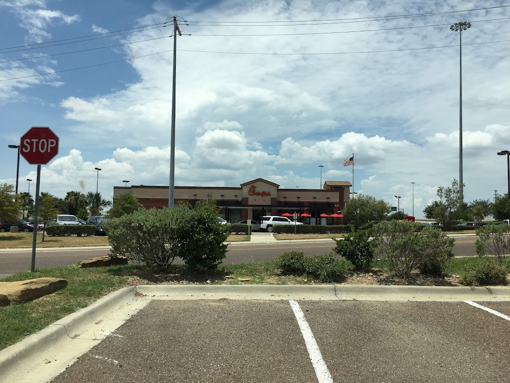 Chick-fil-A | restaurant | 2460 Monarch Dr, Laredo, TX 78045, USA | 9567951408 OR +1 956-795-1408