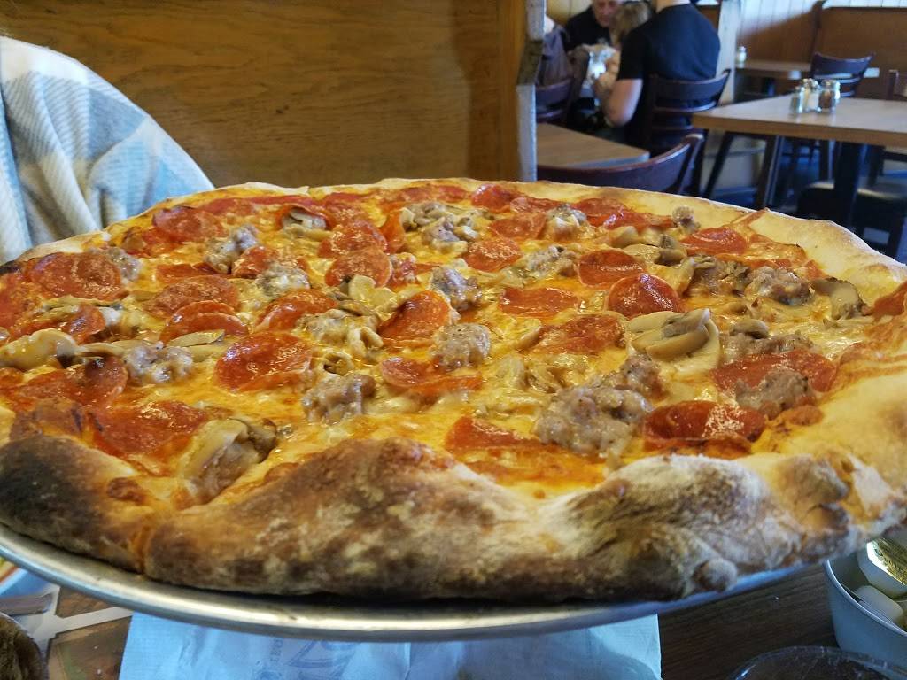 La Mandas | restaurant | 251 Tarrytown Rd, White Plains, NY 10607, USA | 9146849228 OR +1 914-684-9228