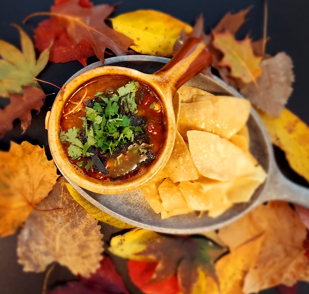 The Working Mule | restaurant | 1010 E Highland Ave, Robinson, IL 62454, USA | 6185448124 OR +1 618-544-8124