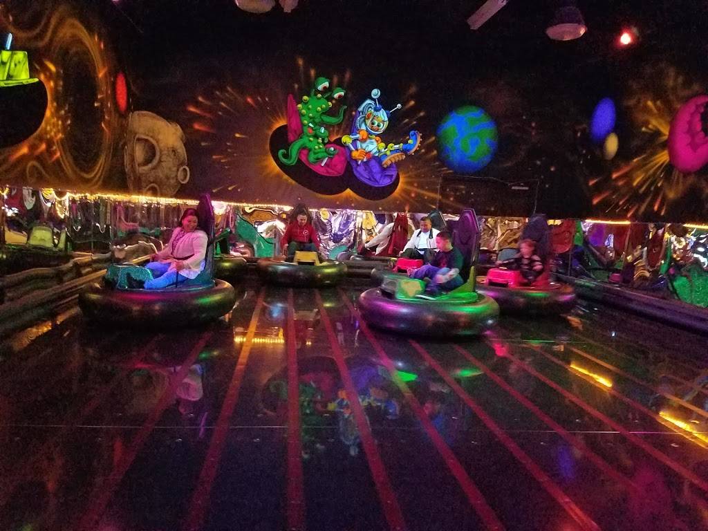 Mid County Lanes and Entertainment | meal takeaway | 875 N Broad St, Middletown, DE 19709, USA | 3023780677 OR +1 302-378-0677