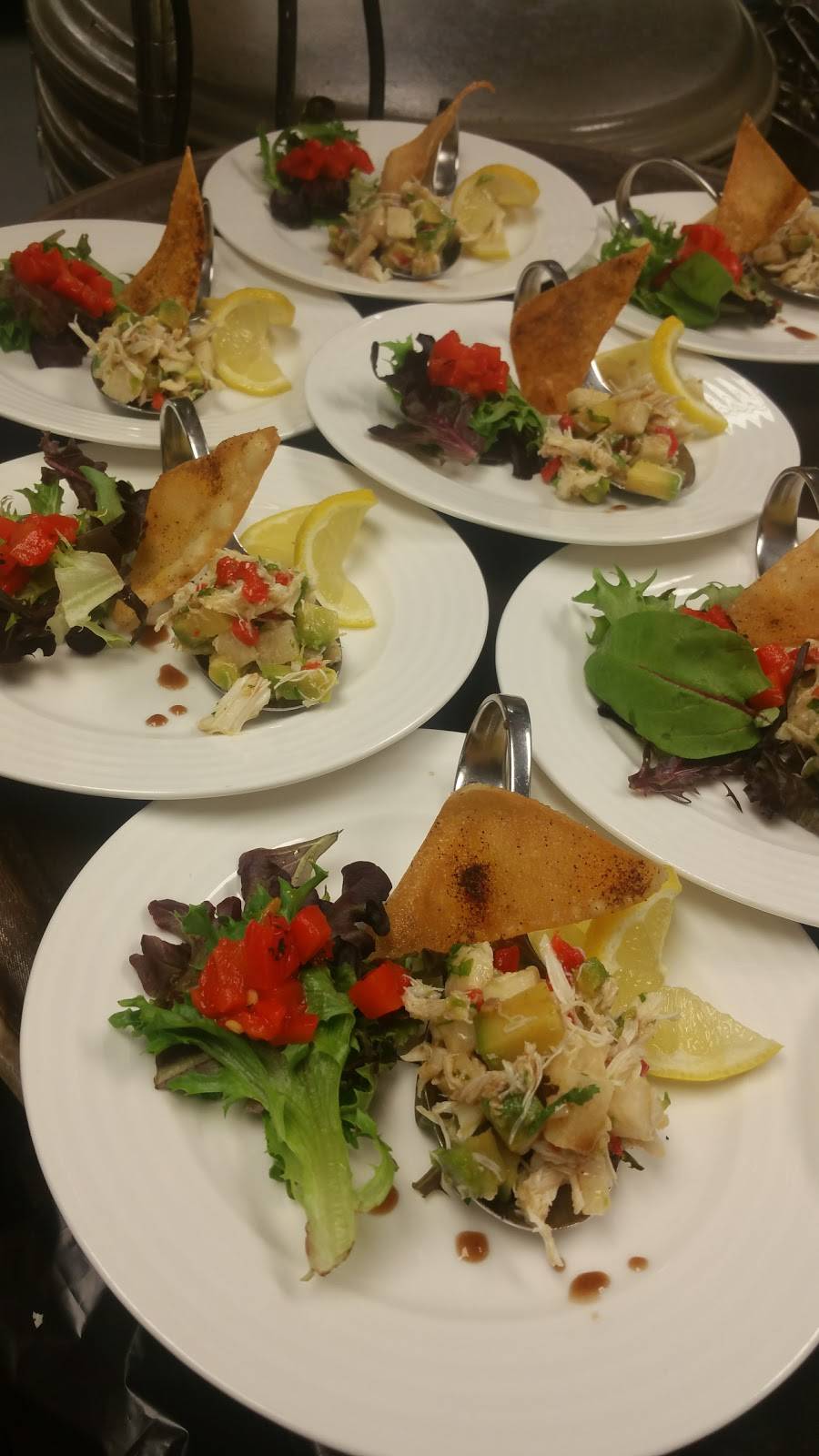 Walden Club | restaurant | 633 Chestnut St # 2100, Chattanooga, TN 37450, USA | 4237566686 OR +1 423-756-6686