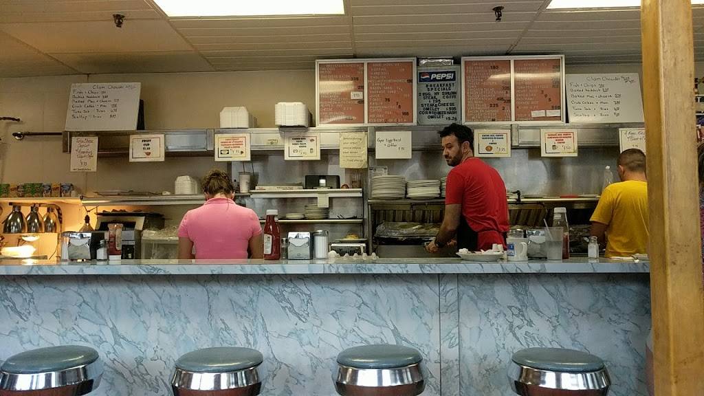 Gold Star Restaurant | restaurant | 68 W Boylston Dr, Worcester, MA 01606, USA | 5088527900 OR +1 508-852-7900