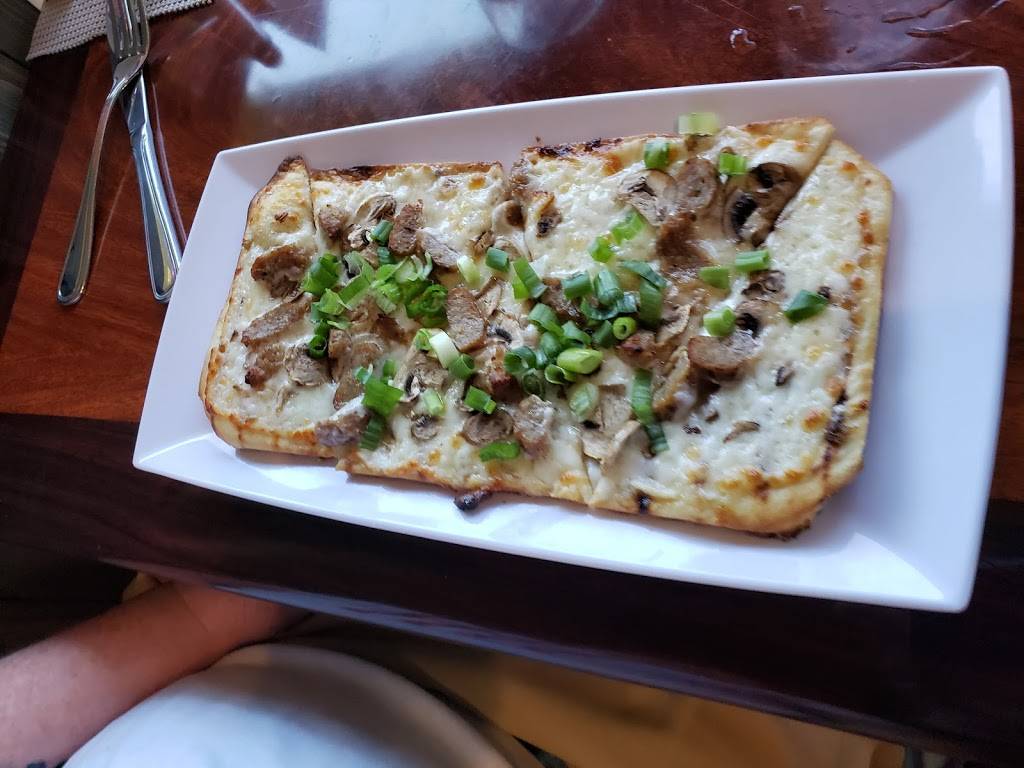 Flames Restaurant and Tap House | restaurant | 13434 Lincoln Way, Auburn, CA 95603, USA | 5307454242 OR +1 530-745-4242