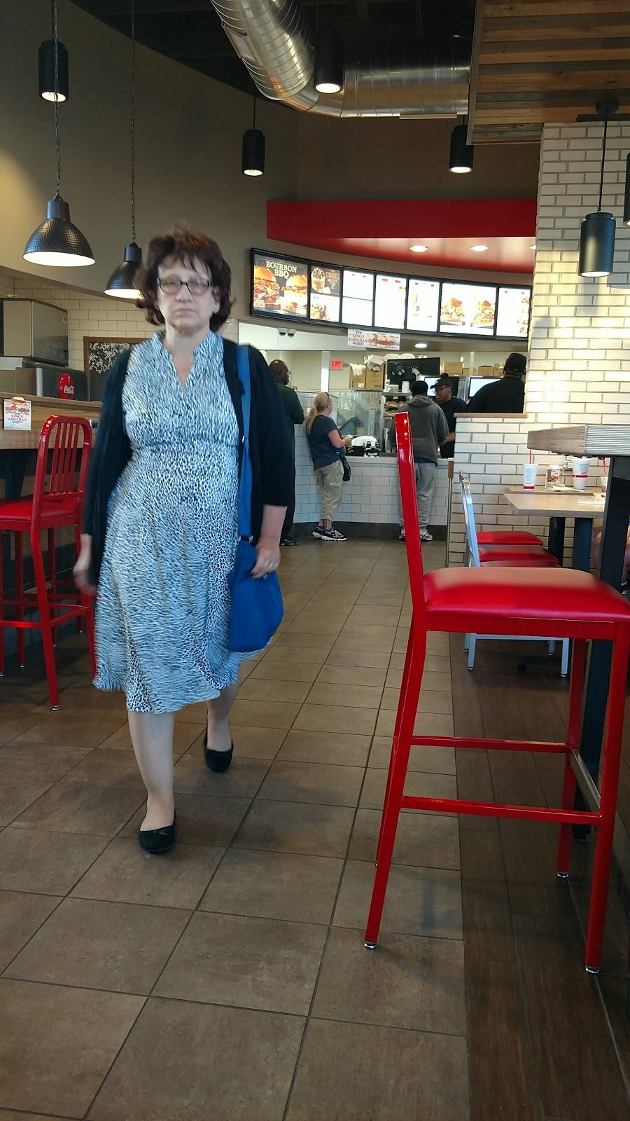 Arbys | restaurant | 890 E Napier Ave, Benton Harbor, MI 49022, USA | 2699258497 OR +1 269-925-8497